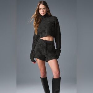 Alo Yoga Cable Knit Cropped Winter Bliss Turtleneck and Shorts Set XXS